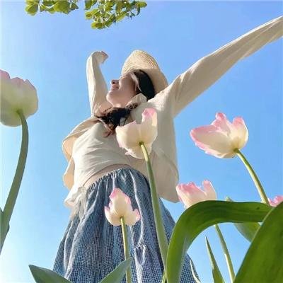 滚女揾老衬